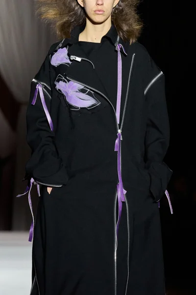 Look 33
